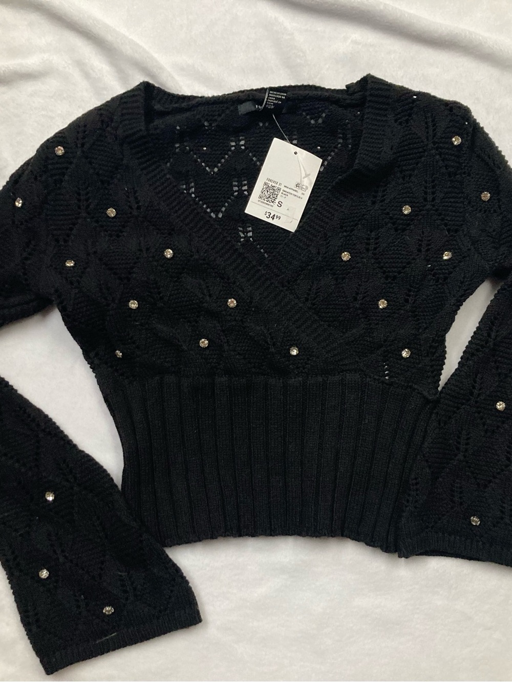 Forever 21 Black Embellished V‑Neck Knit Sweater